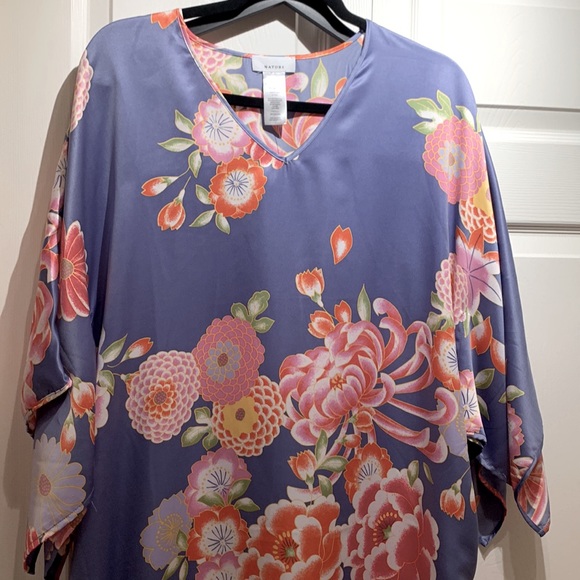Natori Women’s Silky Satin floral V-Neck Caftan Nightgown size Medium - Picture 8 of 9